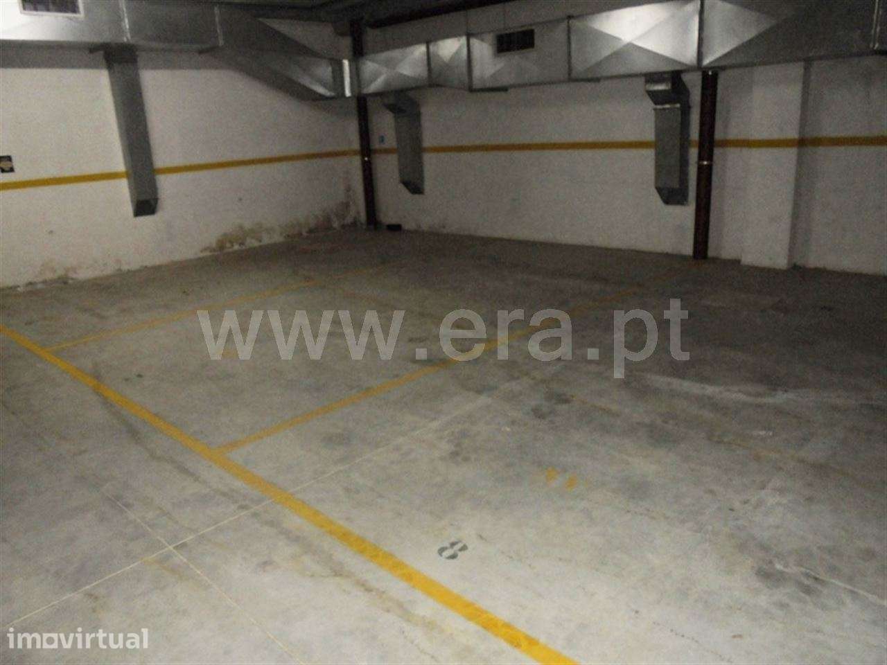 Parqueamento Coberto 65m2; Cruz de Pau - Grande imagem: 3/5