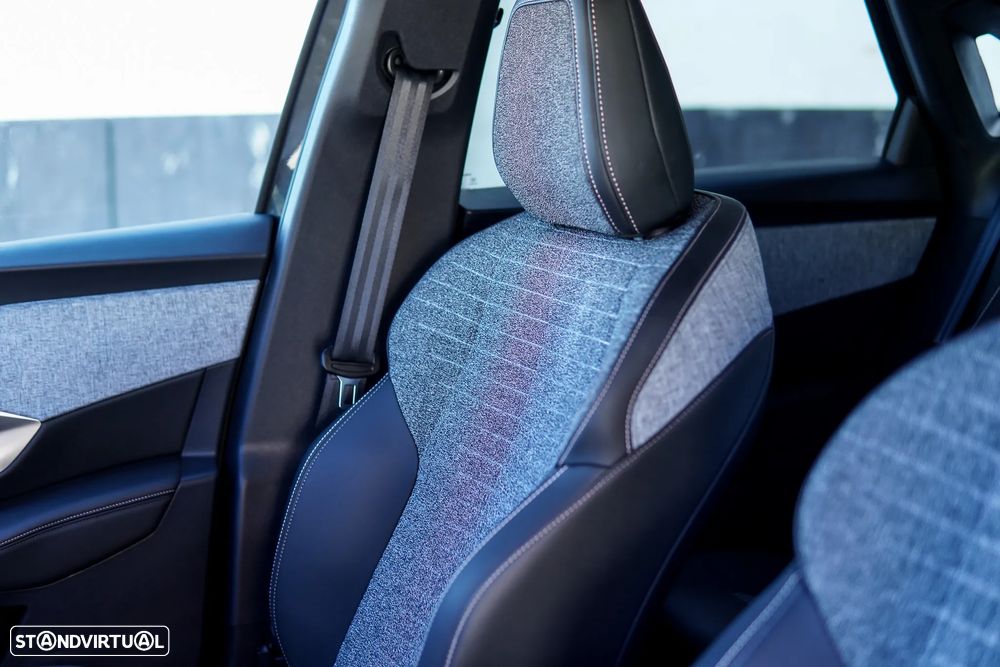 Peugeot 3008 1.2 Hybrid Allure e-DCS6 - 55