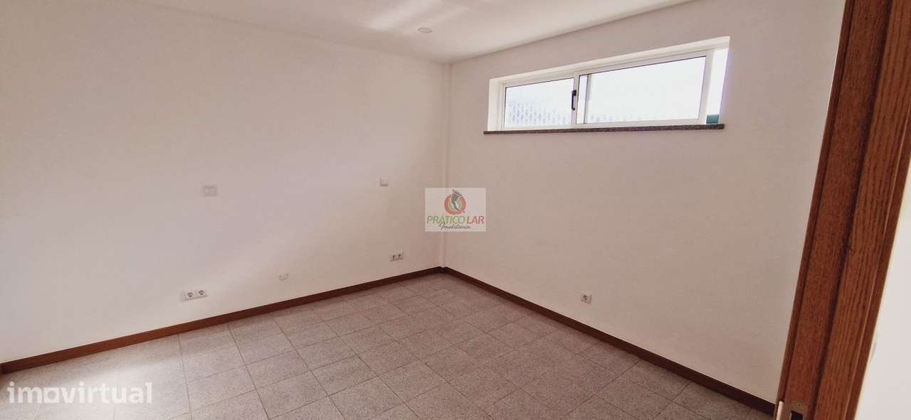 Apartamento T1+1 em Oiã - Grande imagem: 2/13