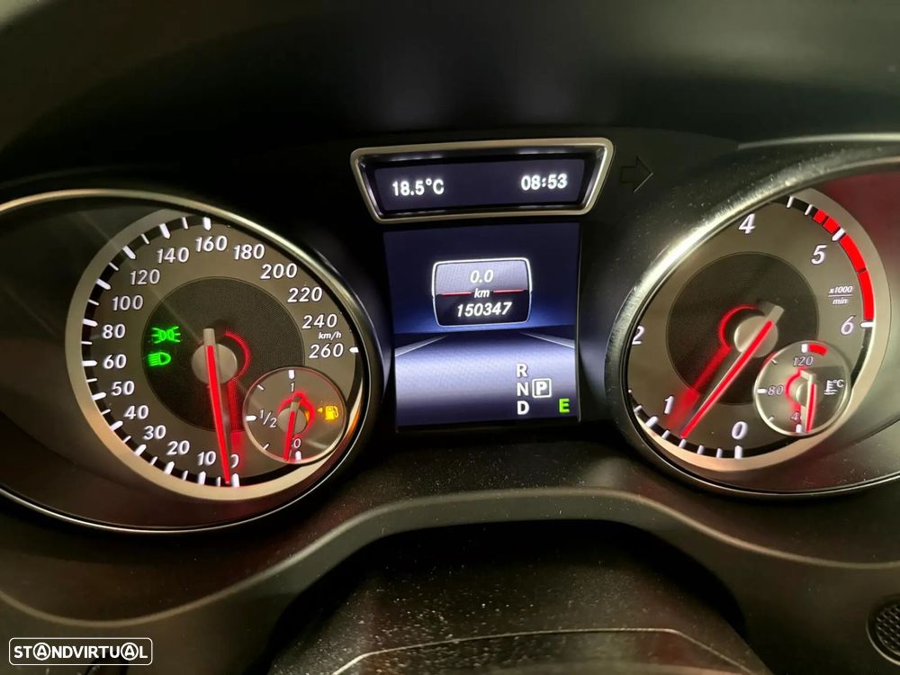 Mercedes-Benz GLA 200 - 29