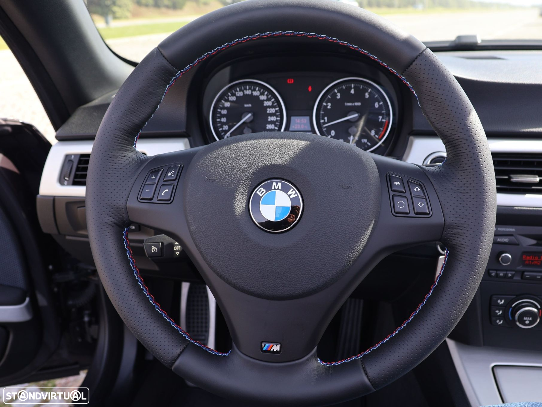 BMW 330 i - 39