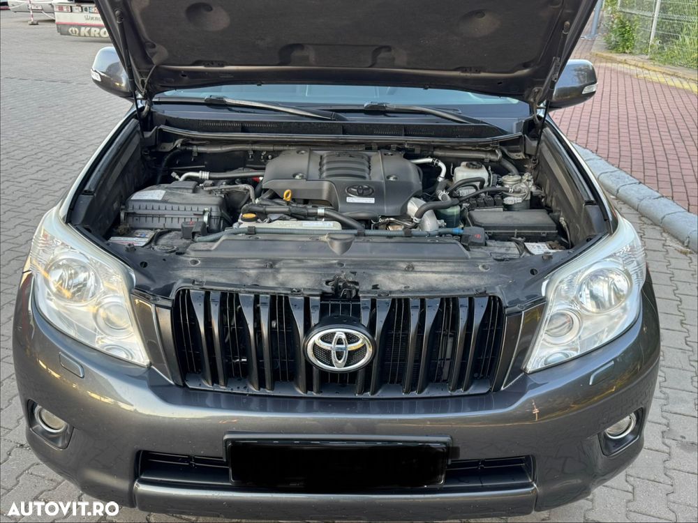 Toyota Land Cruiser 3.0l Turbo D-4D Aut. Luxury - 9