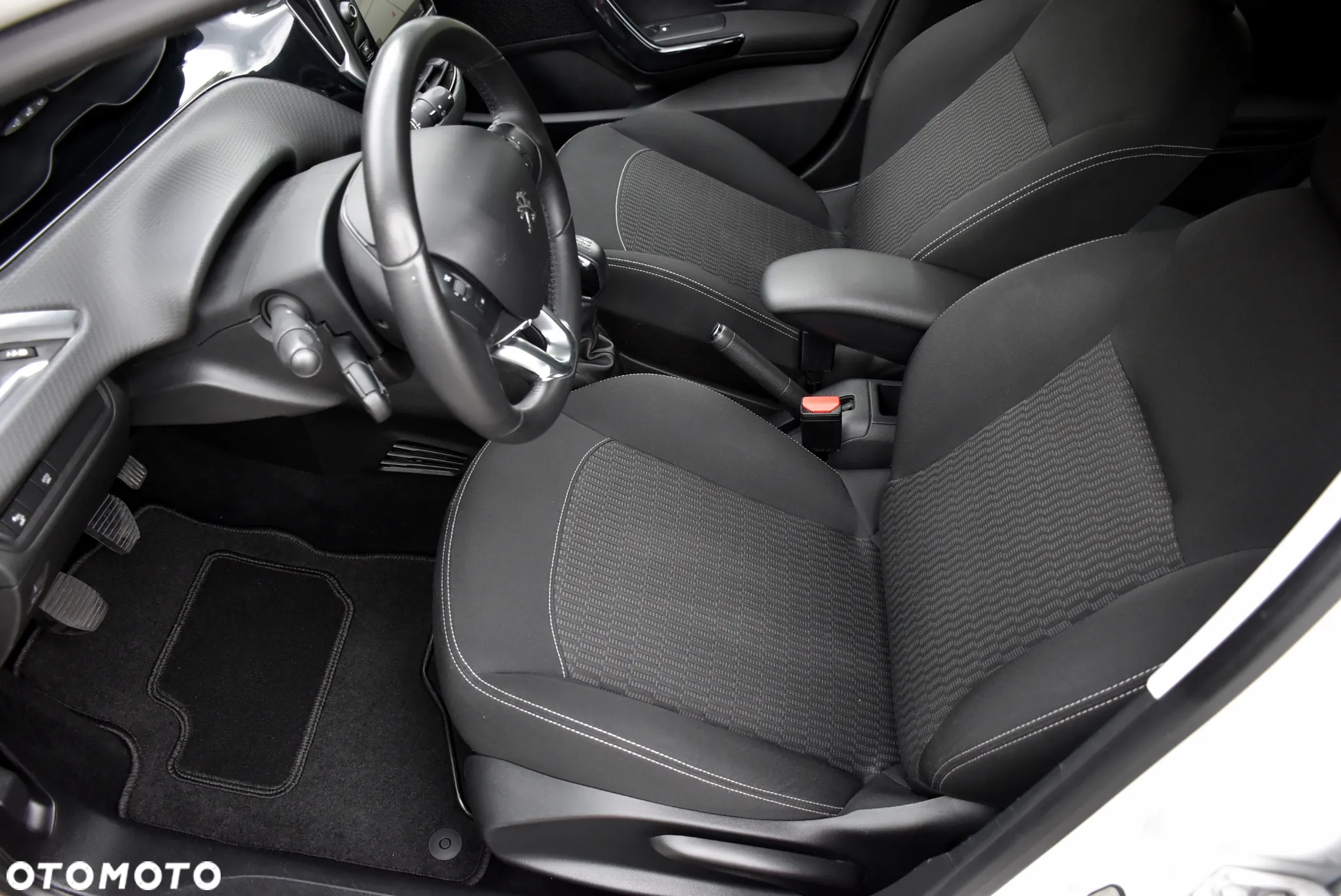 Peugeot 208 1.6 BlueHDi Active - 20