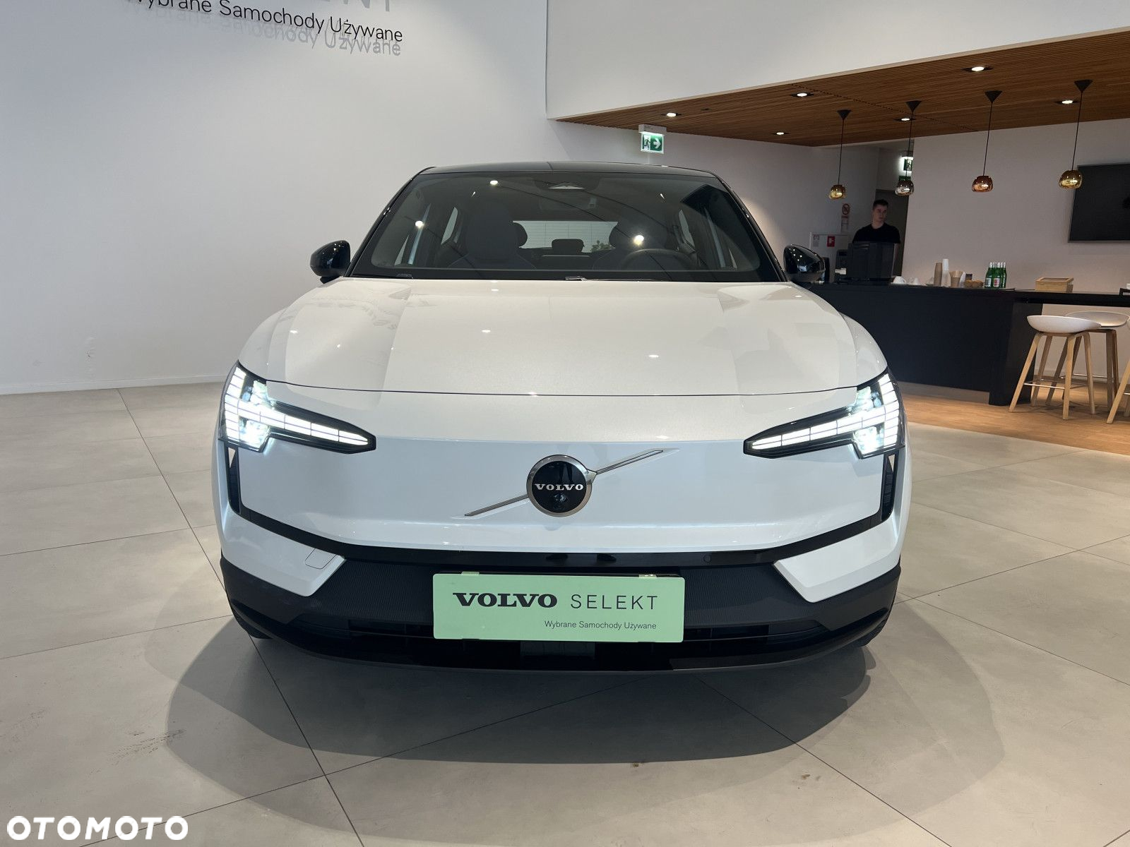 Volvo EX30 - 2