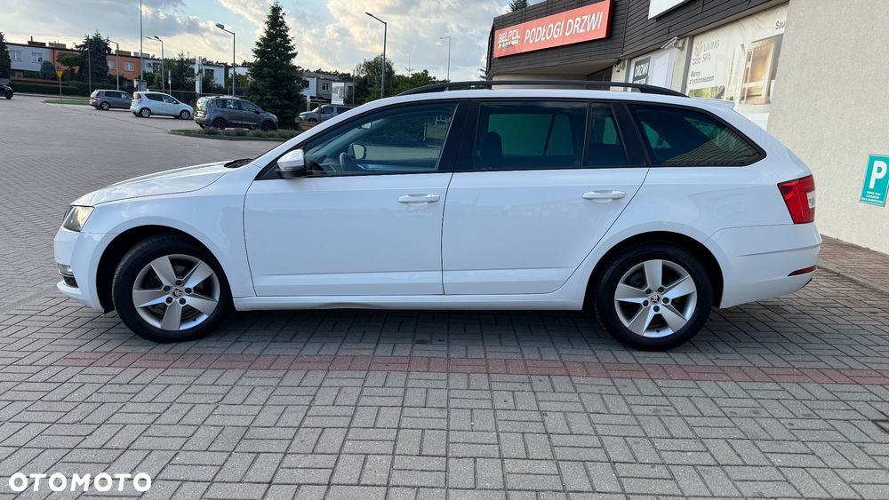 Skoda Octavia 1.6 TDI Ambition - 10