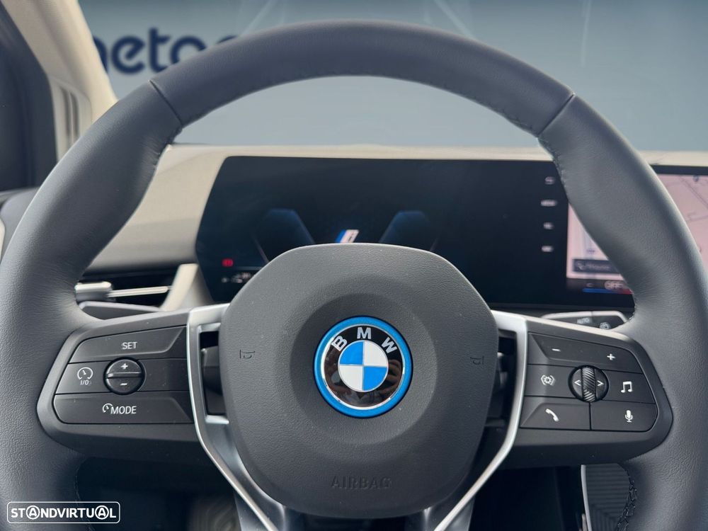 BMW 225xe Active Tourer e xDrive - 8
