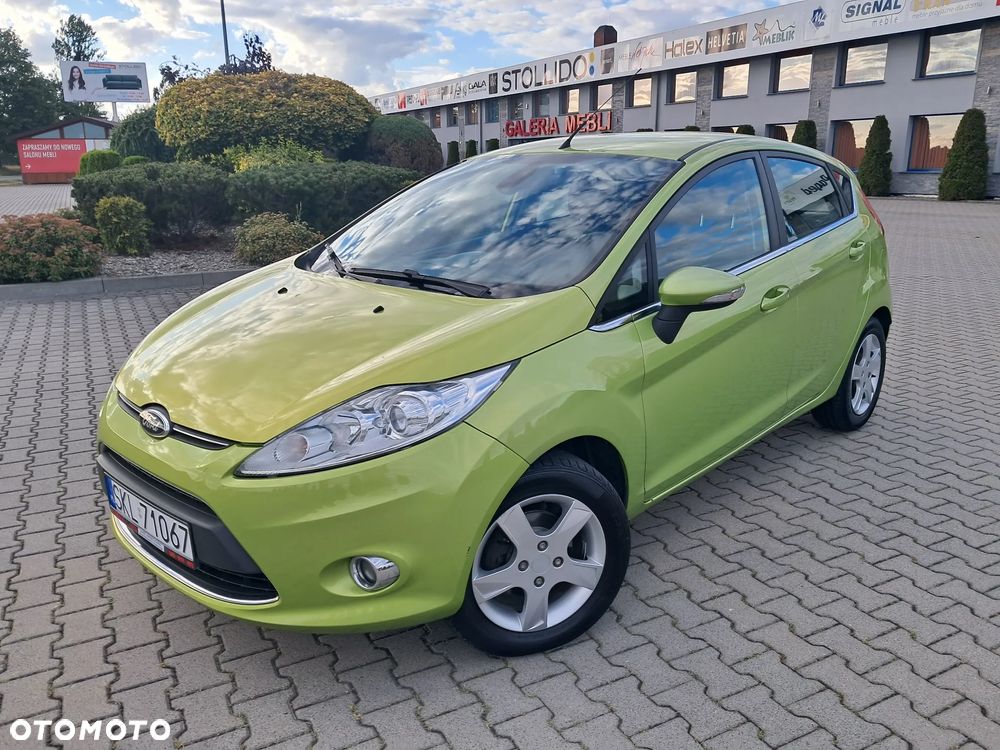 Ford Fiesta 1.25 Celebration - 3