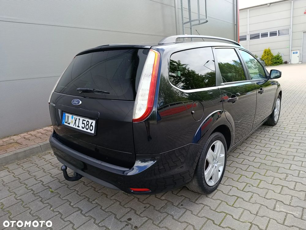 Ford Focus 1.6 16V Style+ - 14
