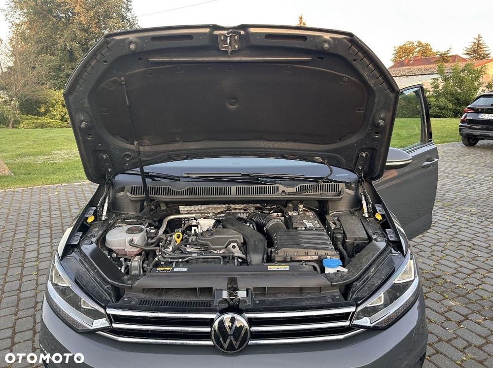 Volkswagen Touran - 8