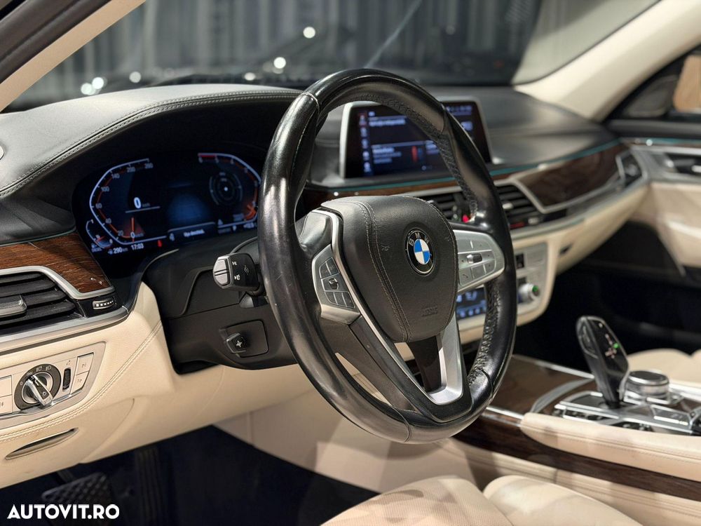 BMW Seria 7 - 15