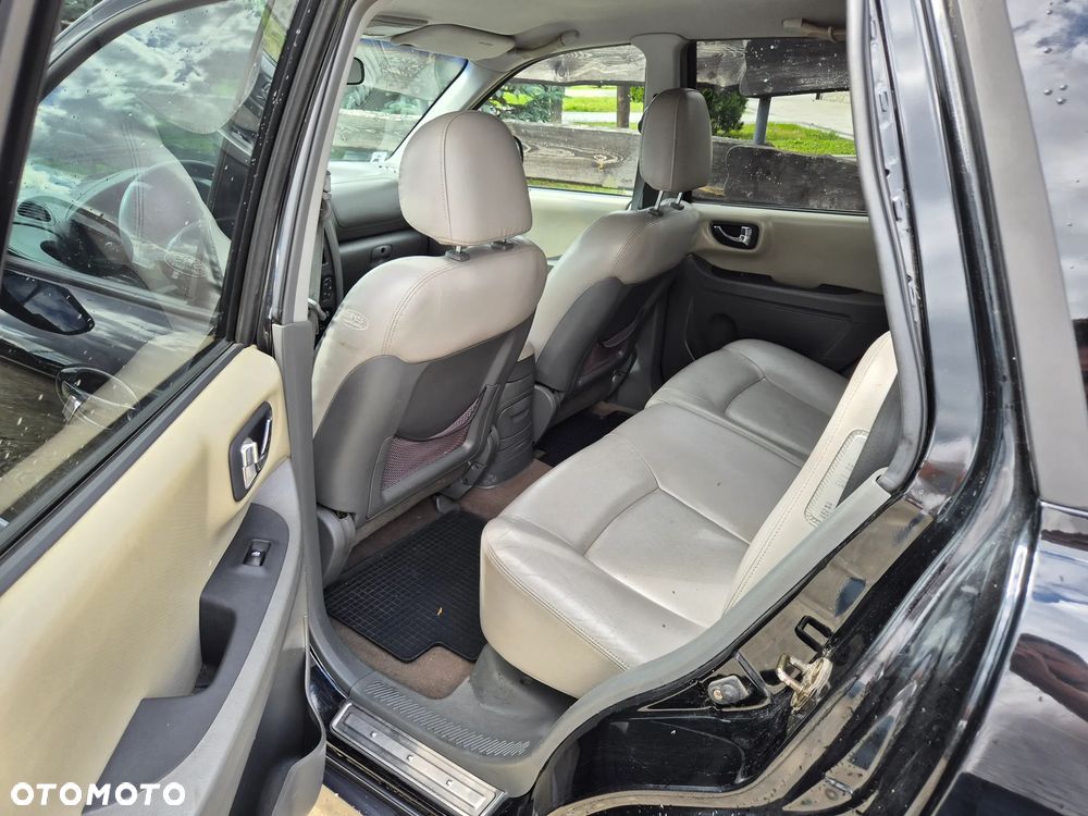 Hyundai Santa Fe 2.4 GLS 2WD - 7