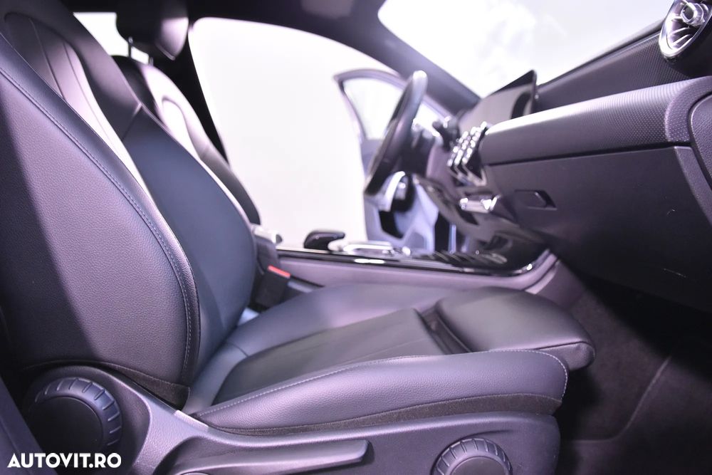 Mercedes-Benz A 180 7G-DCT - 11