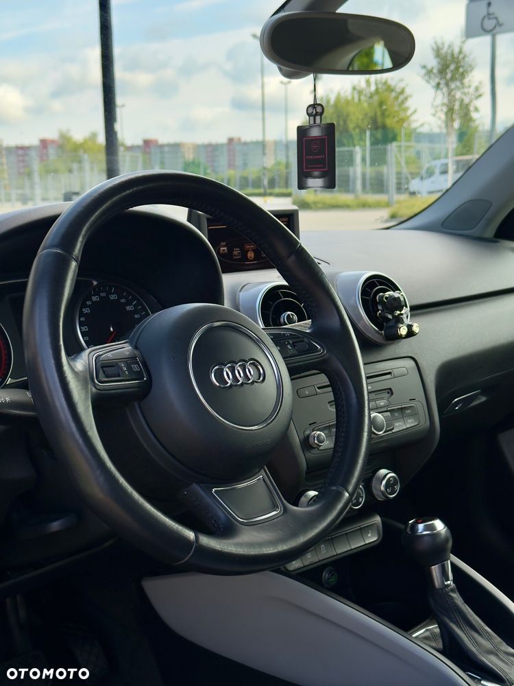 Audi A1 3-drzwiowe 1.4 TFSI S tronic Ambition - 12