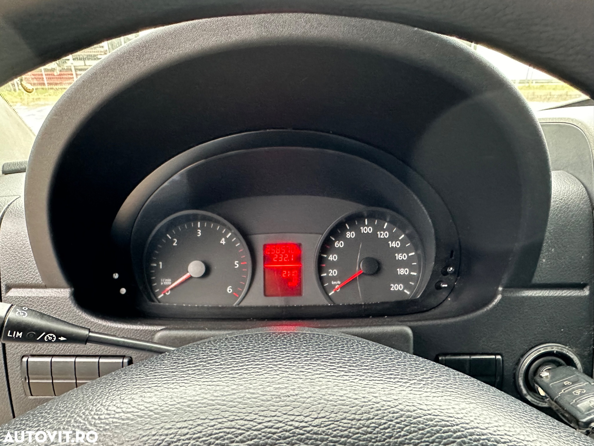 Volkswagen Crafter Autoutilitara Furgon - 26
