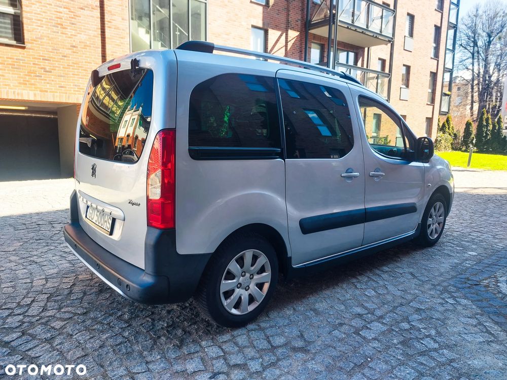 Peugeot Partner Kombi 110 Premium - 11