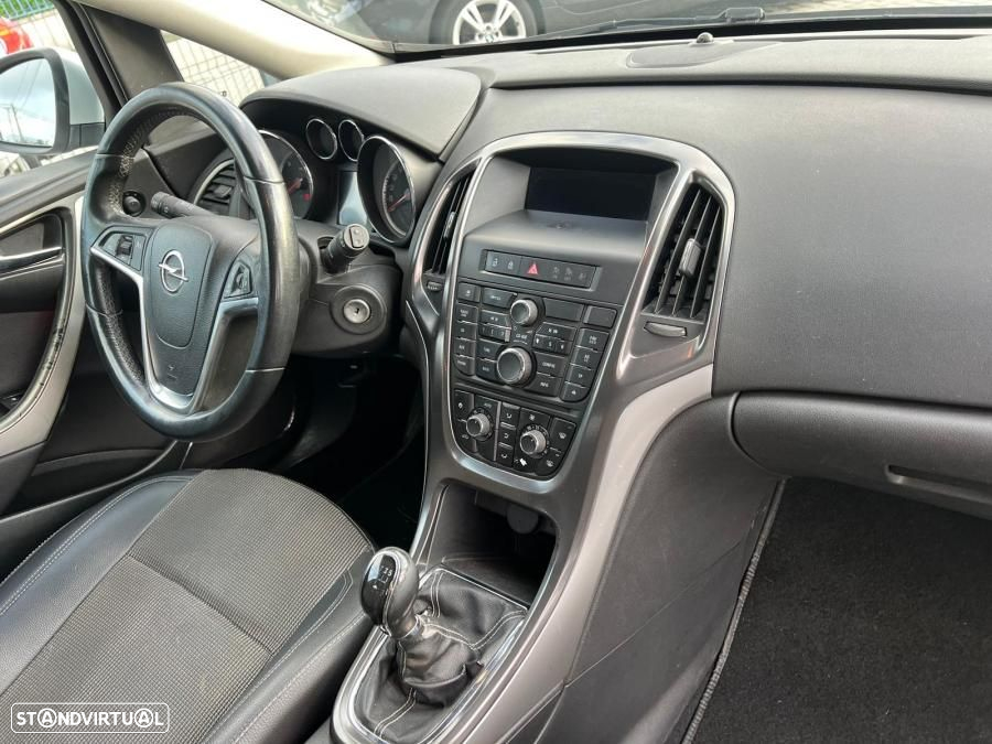 Opel Astra 1.7 CDTi Cosmo Start/Stop - 8