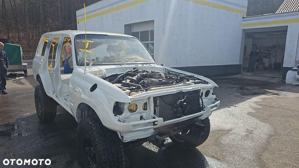 Toyota Land Cruiser - 21