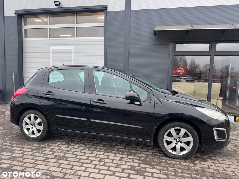 Peugeot 308 HDi FAP 110 Premium - 8