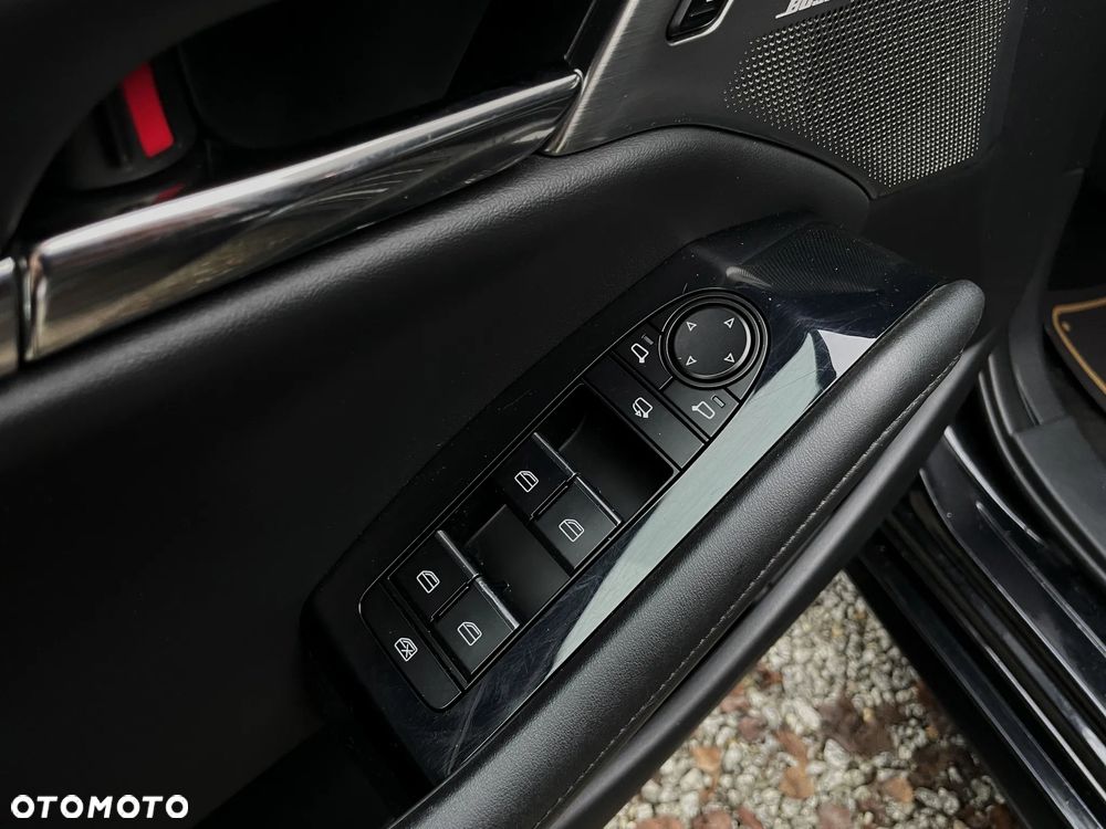 Mazda 3 e-SKYACTIV-G 122 M HYBRID DRIVE EXCLUSIVE-LINE - 35