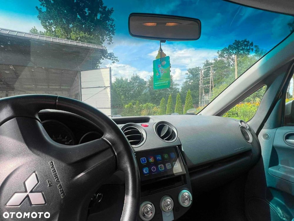Mitsubishi Colt - 3