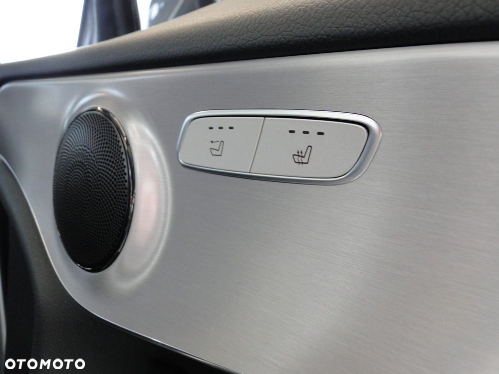 Mercedes-Benz Klasa C - 16