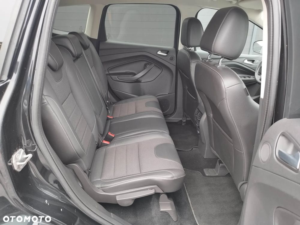 Ford Kuga 2.0 TDCi 4WD Titanium - 26