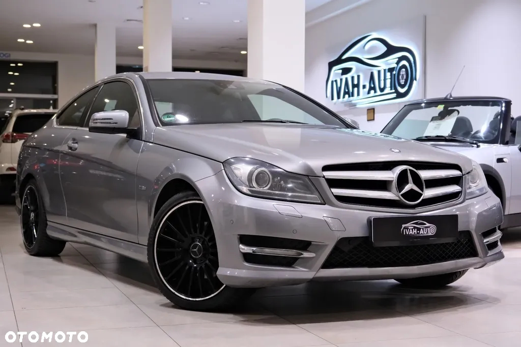 Mercedes-Benz Klasa C 220 CDI DPF Coupe (BlueEFFICIENCY) - 2