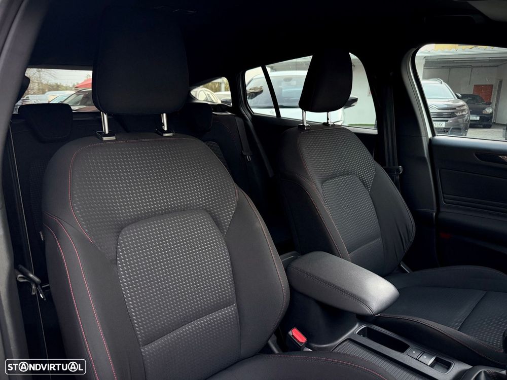 Ford Focus SW 1.0 EcoBoost ST-Line - 9