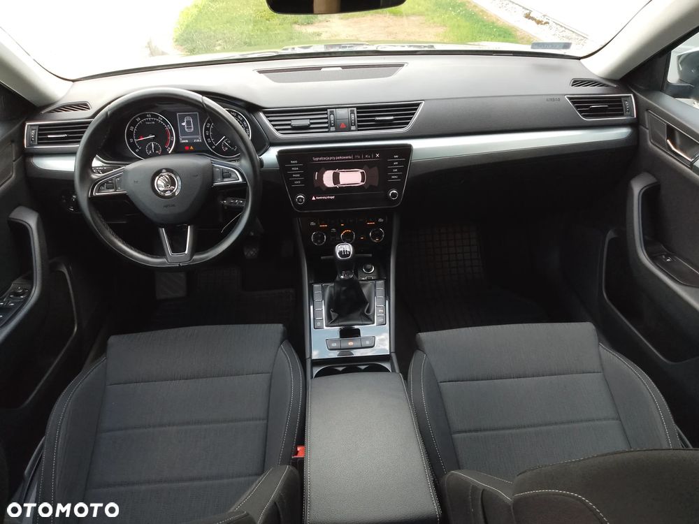 Skoda Superb 1.5 TSI Ambition - 16
