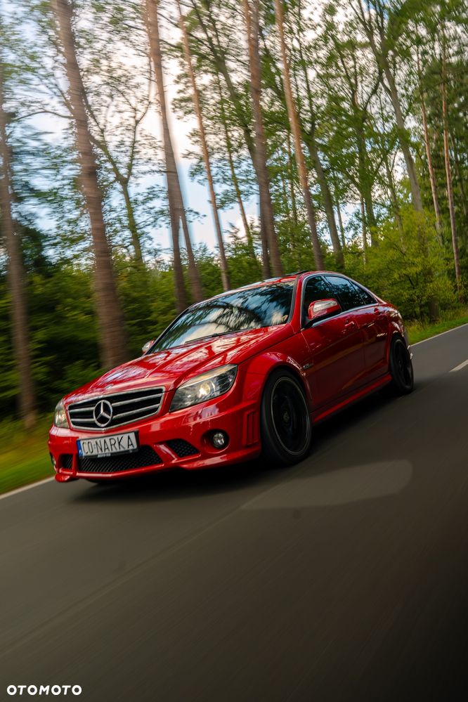 Mercedes-Benz Klasa C 63 AMG - 2