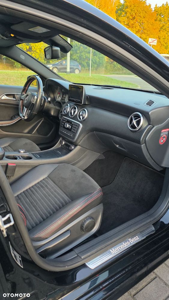 Mercedes-Benz Klasa A ver-180-d-amg-line-7g--dct - 12