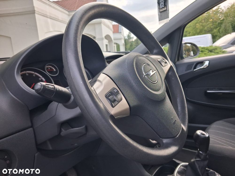 Opel Corsa - 24