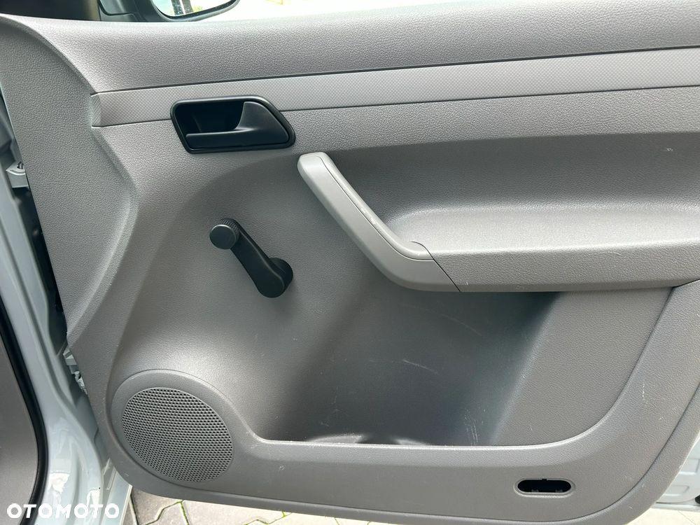 Volkswagen Caddy - 23