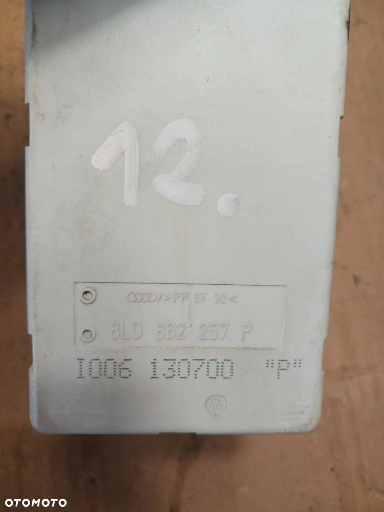 } POMPKA ZAMKA CENTRALNEGO AUDI A3 A4 nr 8L0862257E - 3