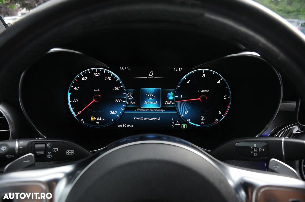 Mercedes-Benz GLC 220 d 4MATIC 9G-TRONIC AMG Line Plus - 17