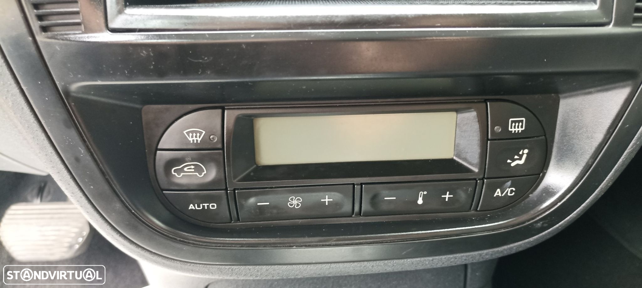 Citroën C3 1.4 HDi Exclusive Sensodrive - 22