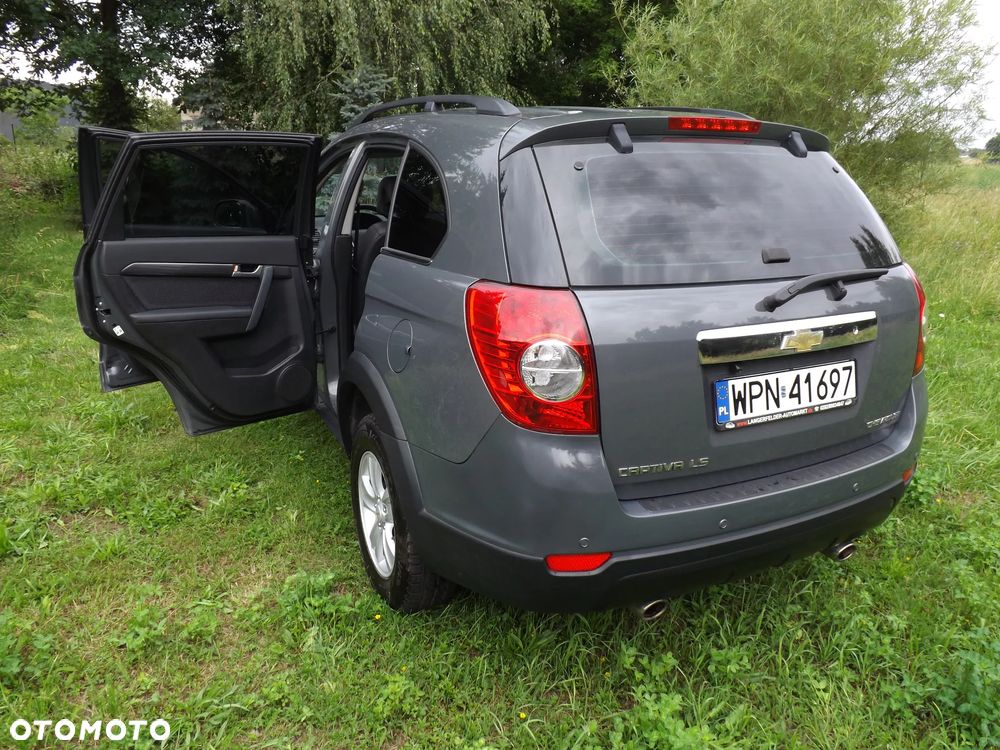 Chevrolet Captiva 2.4 LS - 6