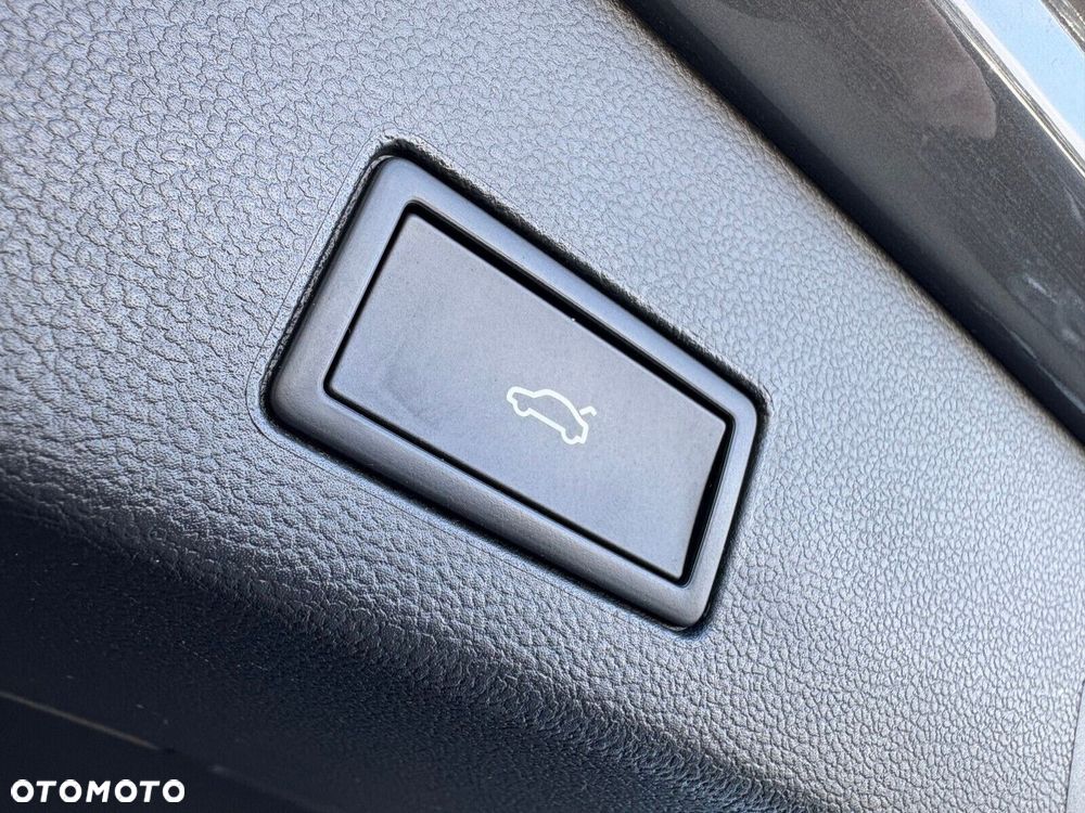 Volkswagen Golf - 20