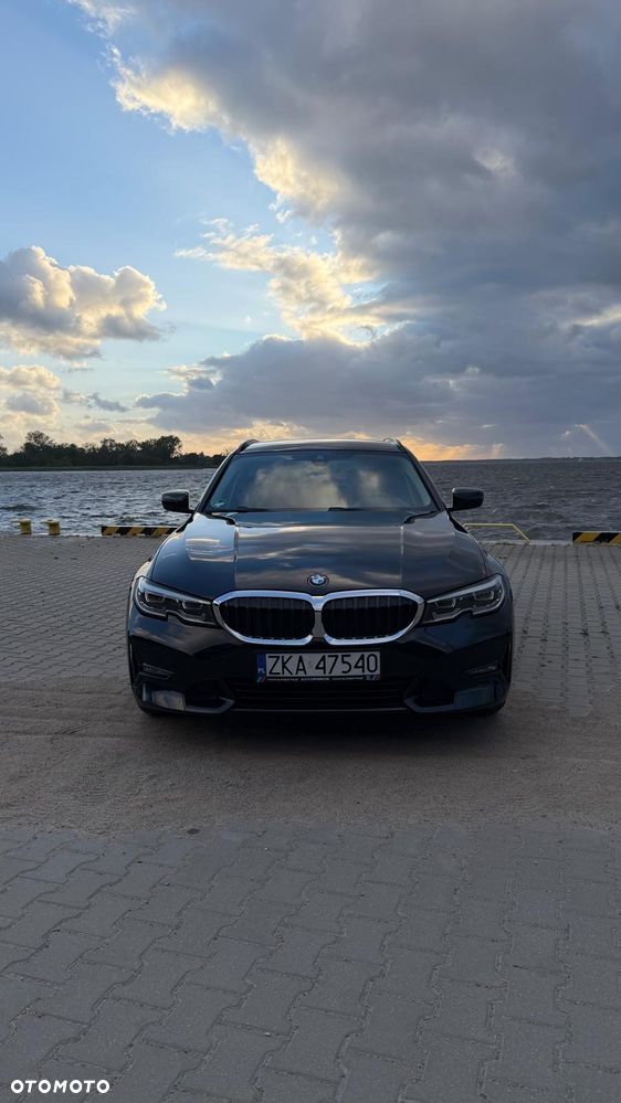 BMW Seria 3 320d Sport Line Shadow sport - 14