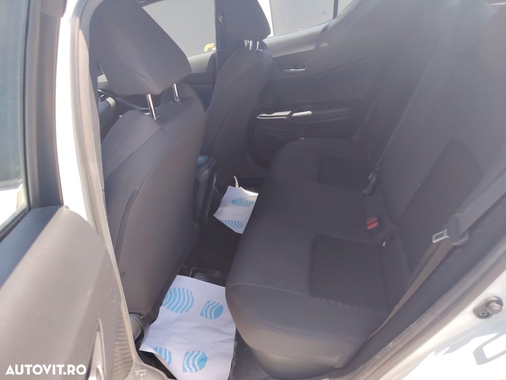 Toyota C-HR Business-Edition - 8