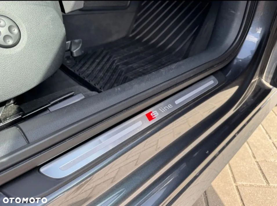 Audi A3 Sportback 2.0 TDI (clean diesel) quattro S tronic S line Sportpaket - 12