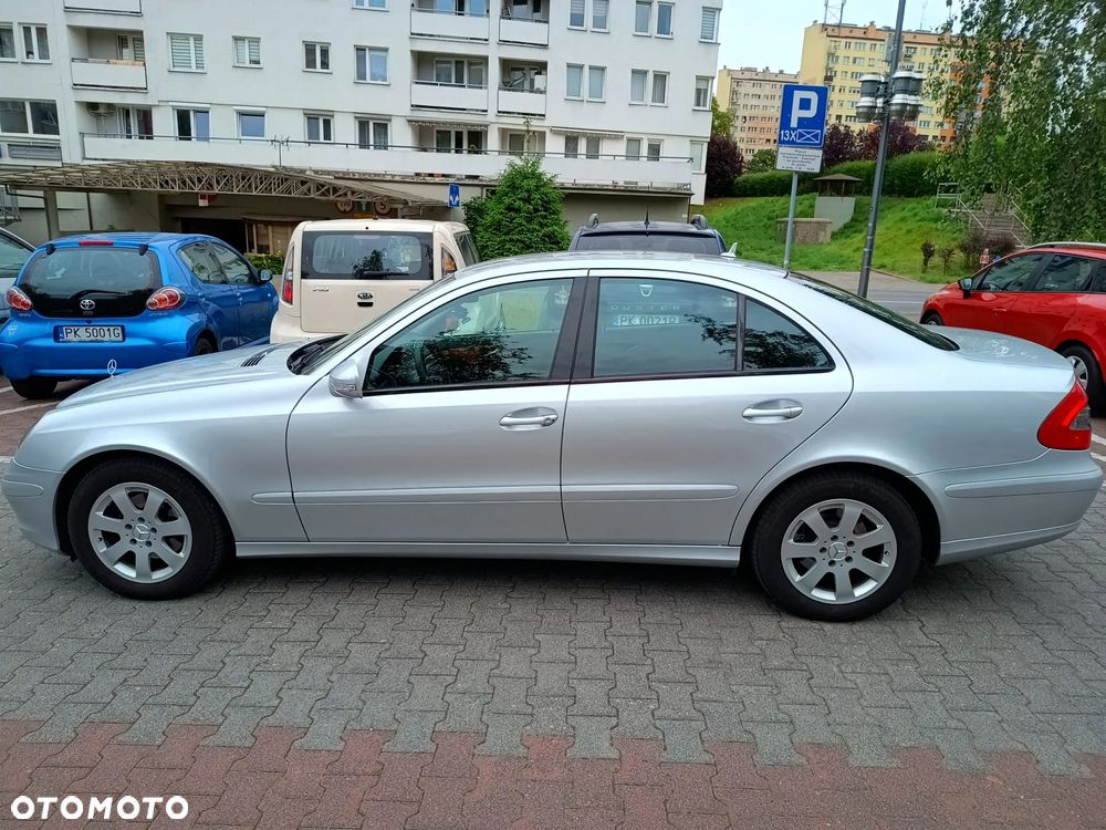 Mercedes-Benz Klasa E 200 CDI Classic - 3