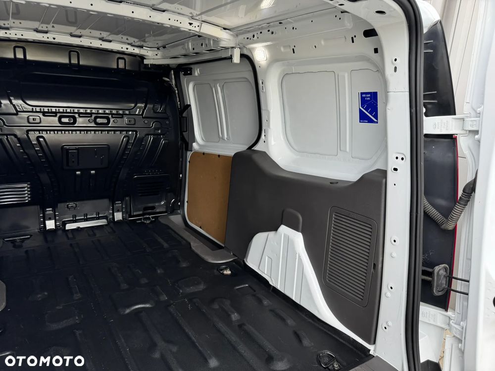 Ford Transit Connect - 27