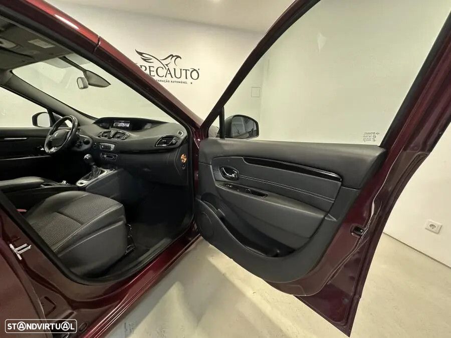 Renault Grand Scénic - 17