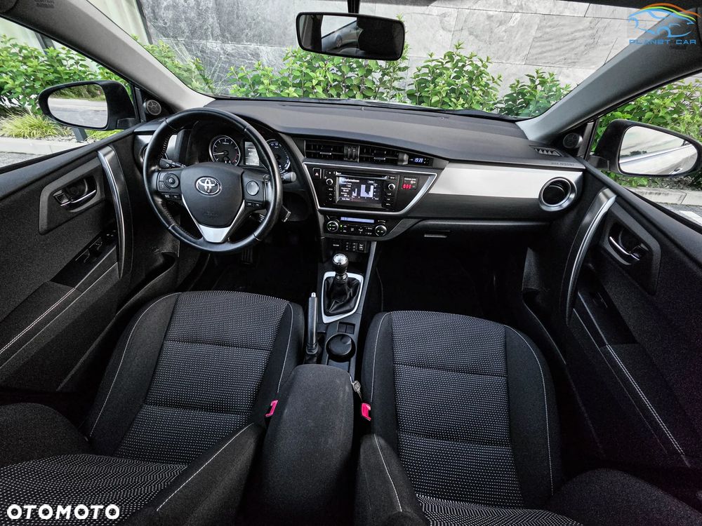 Toyota Auris - 23