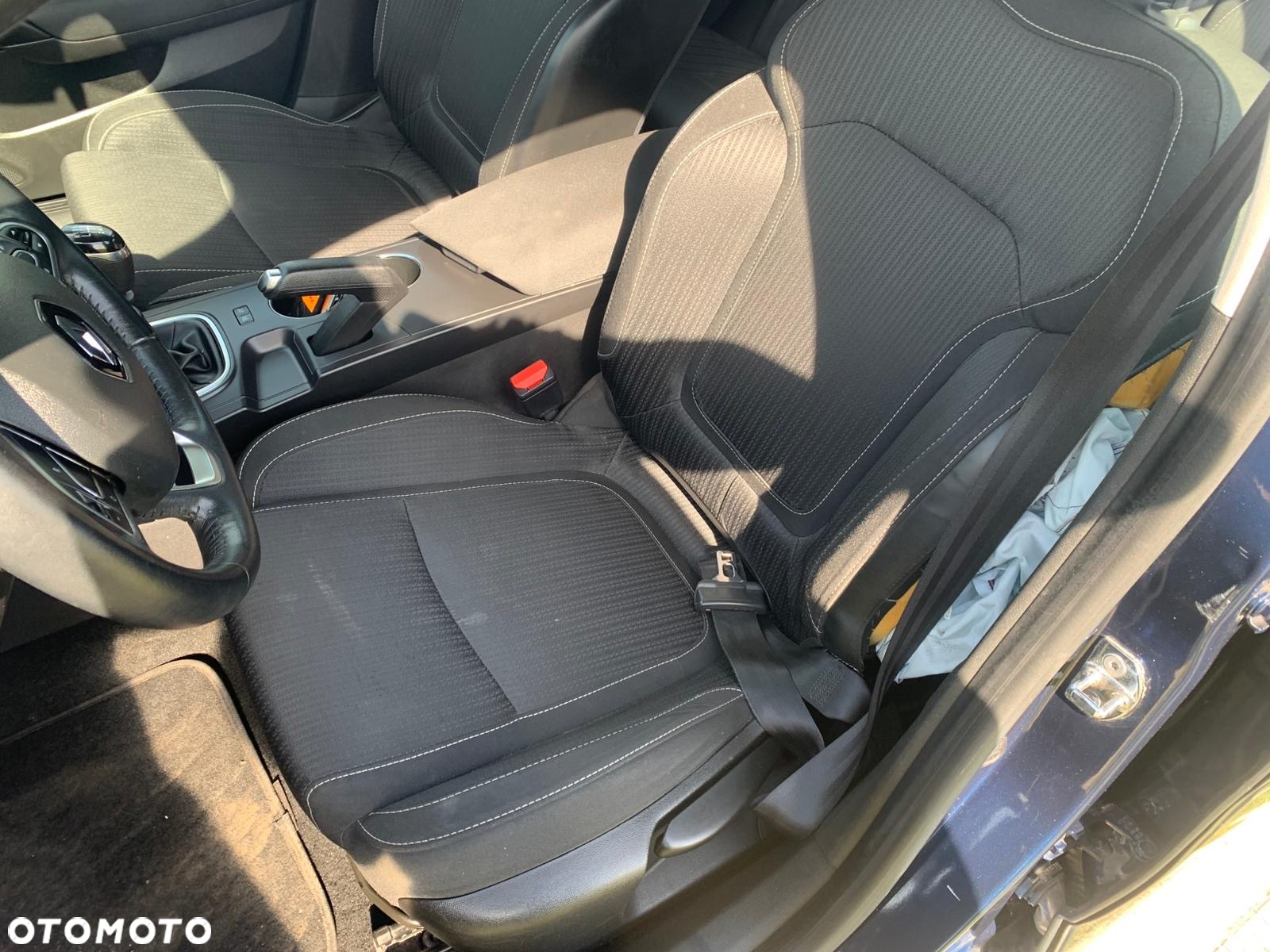 Renault Megane 1.5 dCi Energy Bose EU6 - 25