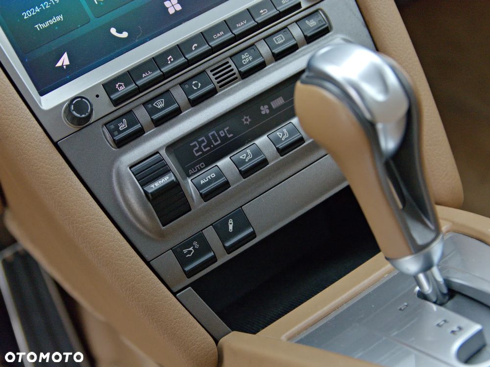 Porsche 911 Carrera 4 S Tiptronic - 16