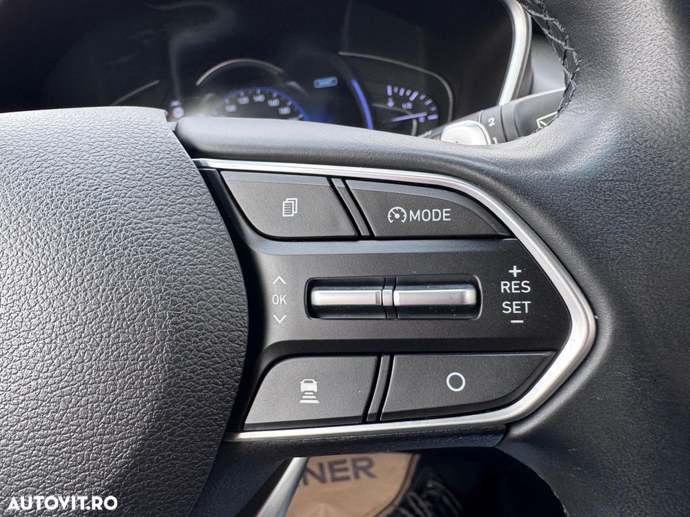 Hyundai Santa Fe 2.2 CRDi 4WD 8AT Luxury - 29