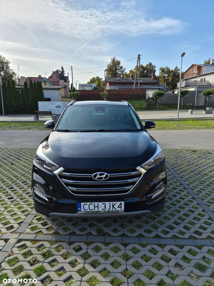 Hyundai Tucson 2.0 CRDI 4WD Automatik Premium - 2