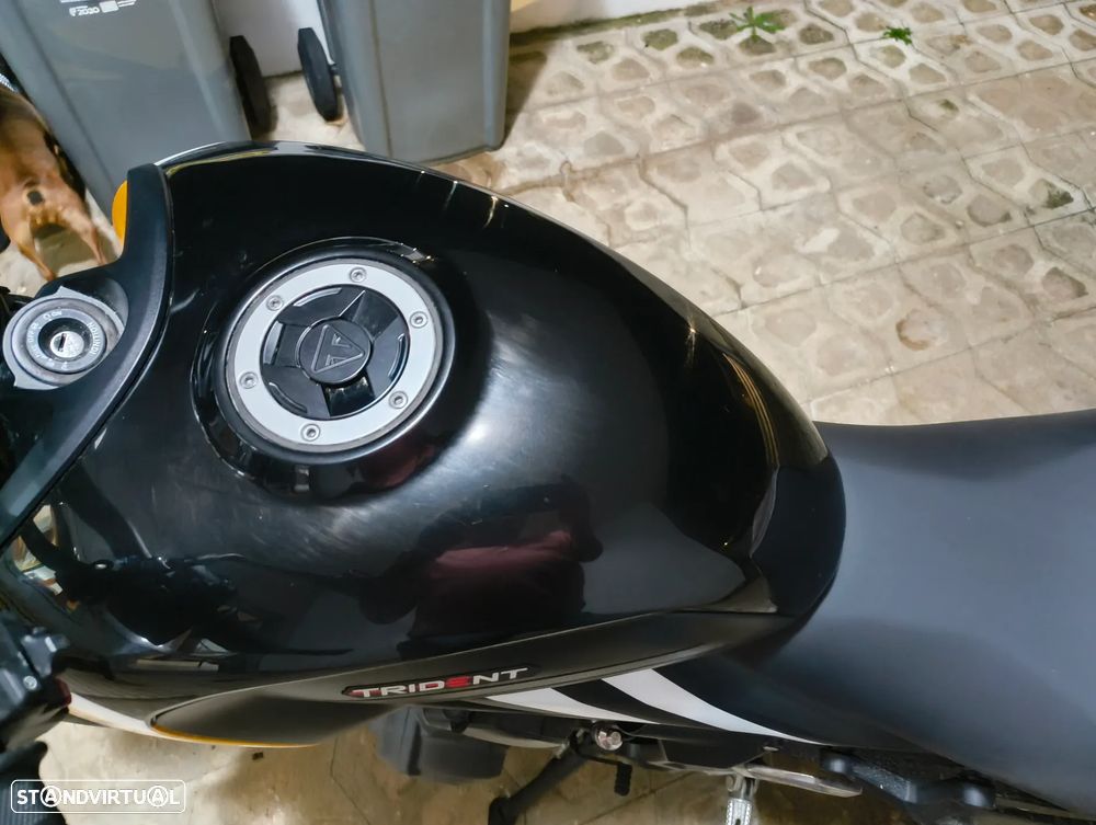 Triumph Trident - 2
